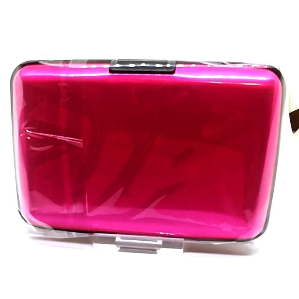 RFID Blocking Credit Card Protector - Picture 2 of 3